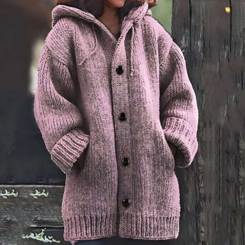Damstickad kappa – Chunky stickad – Oversize passform – Huva och stora knappar