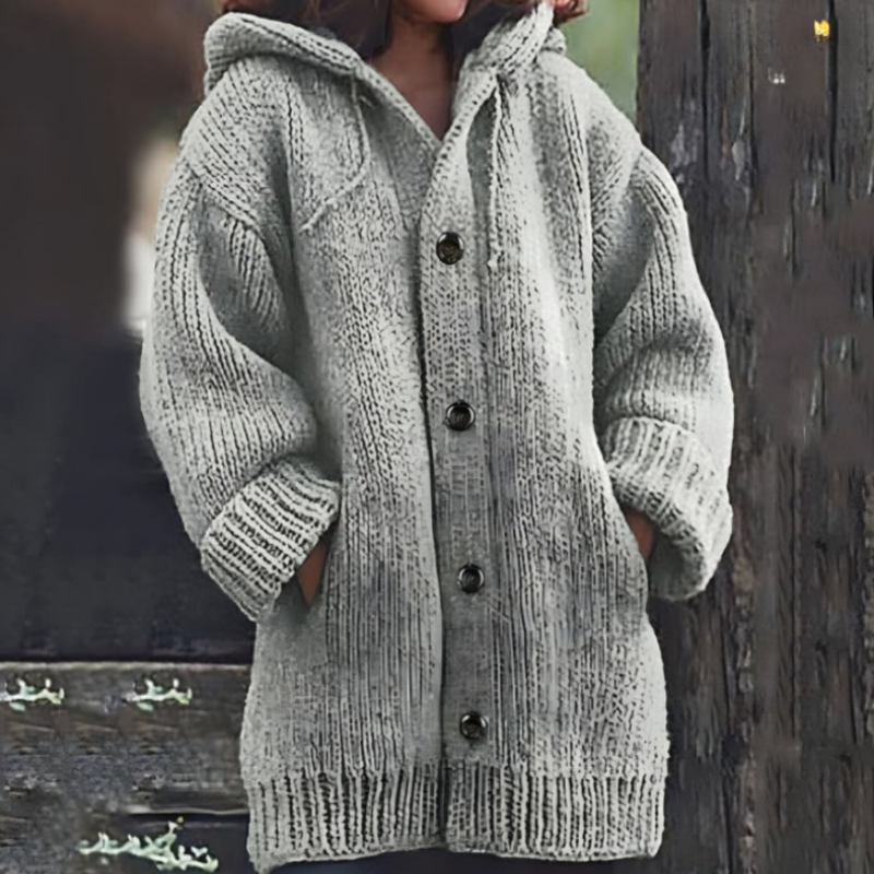 Damstickad kappa – Chunky stickad – Oversize passform – Huva och stora knappar