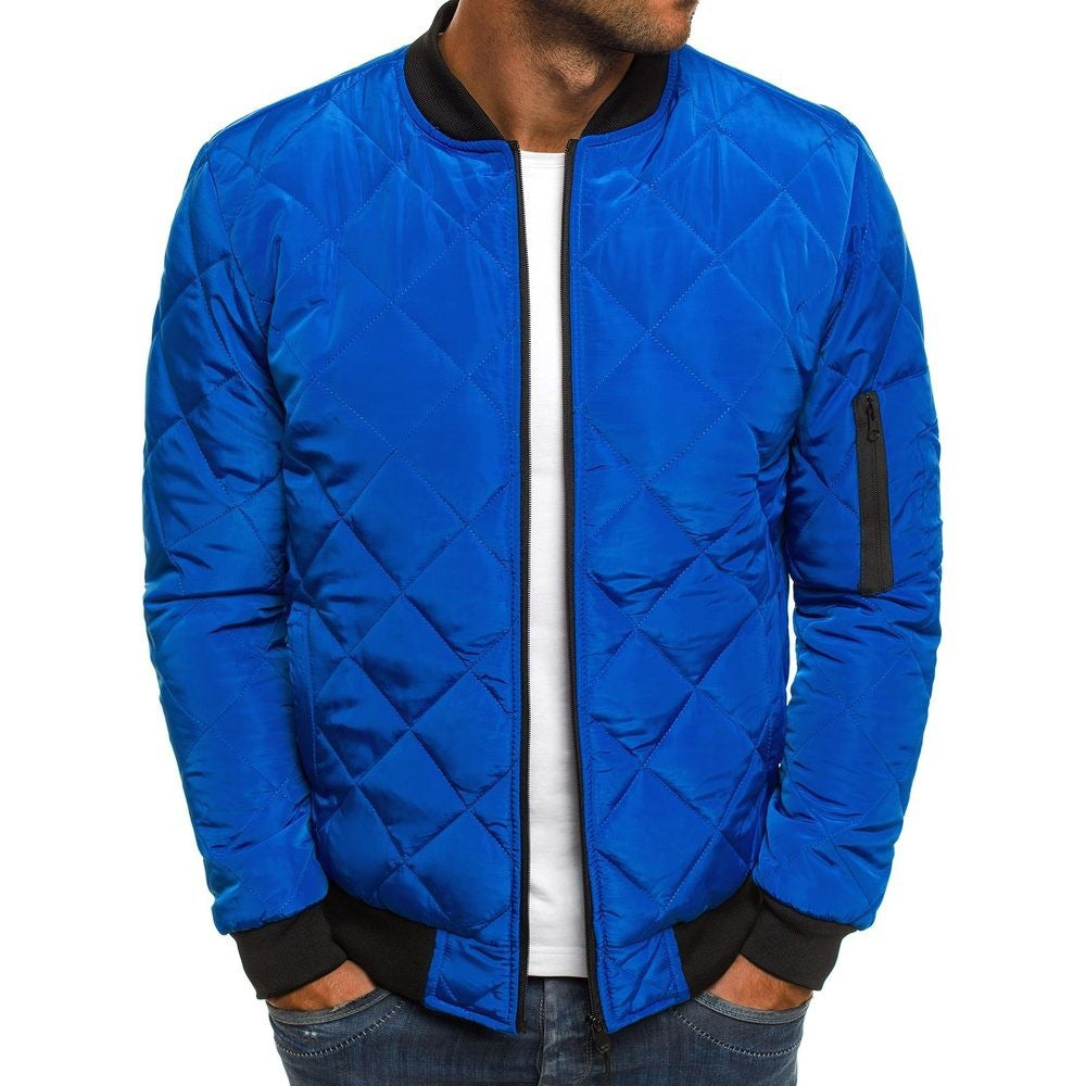 Herrjacka quiltad – Regular fit – Diamantmönster – Ribbstickad kant – Ärmficka med dragkedja