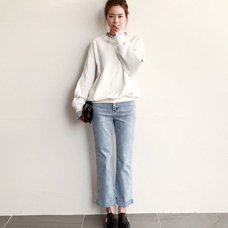 Damtröja – Oversized Passform – Volangdetaljer – Rund Hals