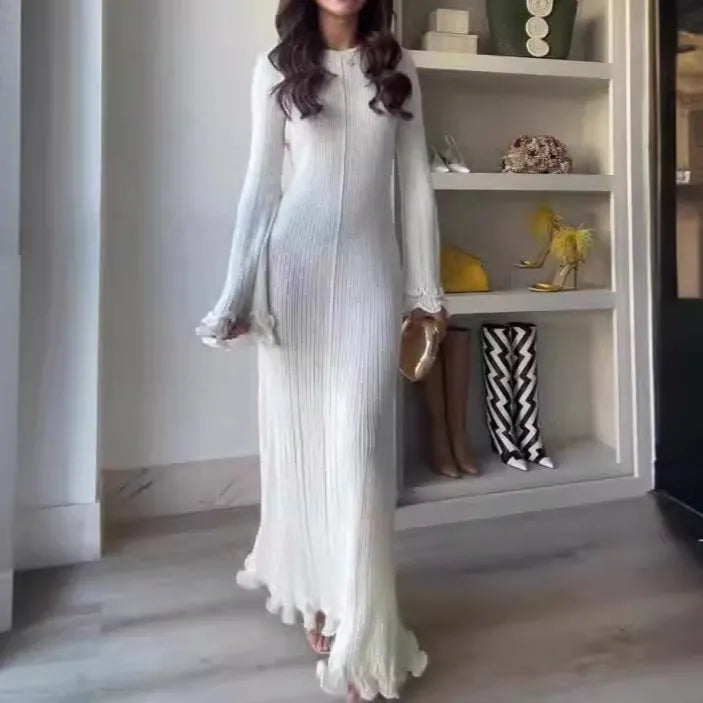 Damklänning maxi – Slim fit – Mjuk ribbstickad – Utställda ärmar – Volangfåll