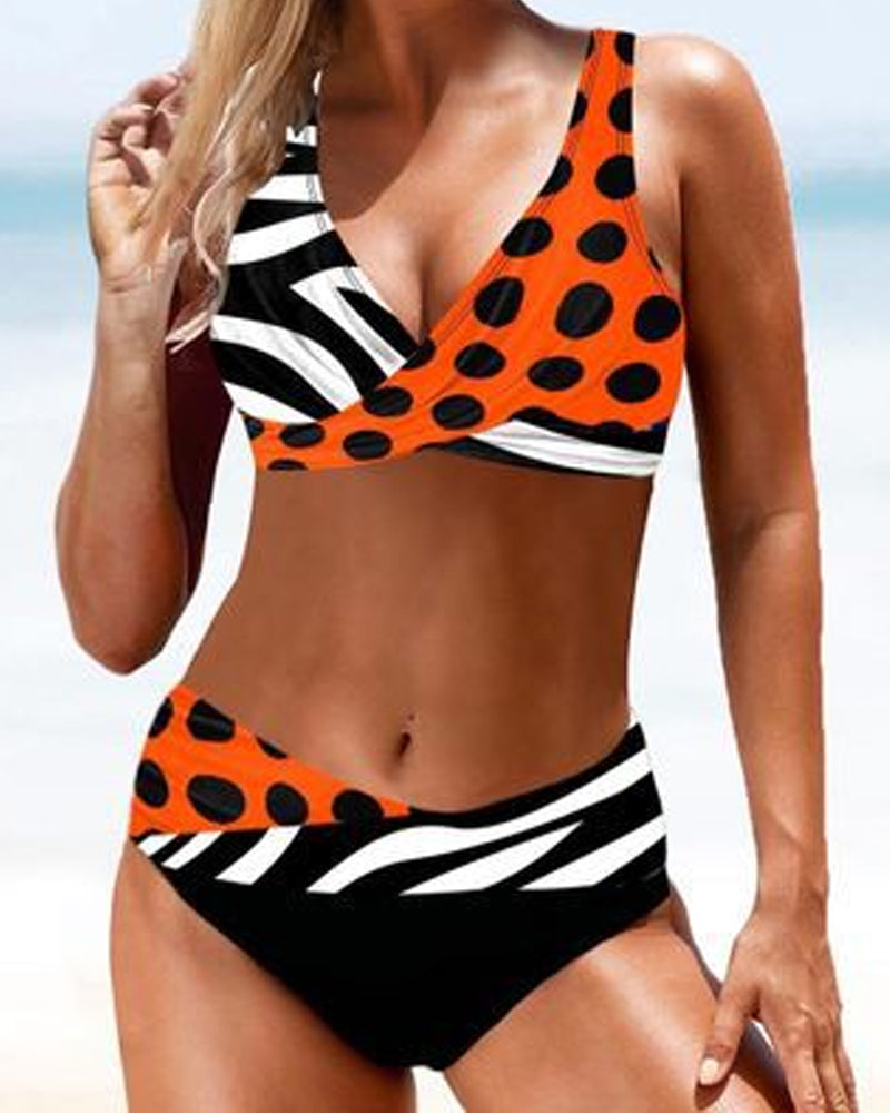 Dam Bikini Set – Figurnära Passform – Twistdetalj Topp – Justerbara Sidosnören