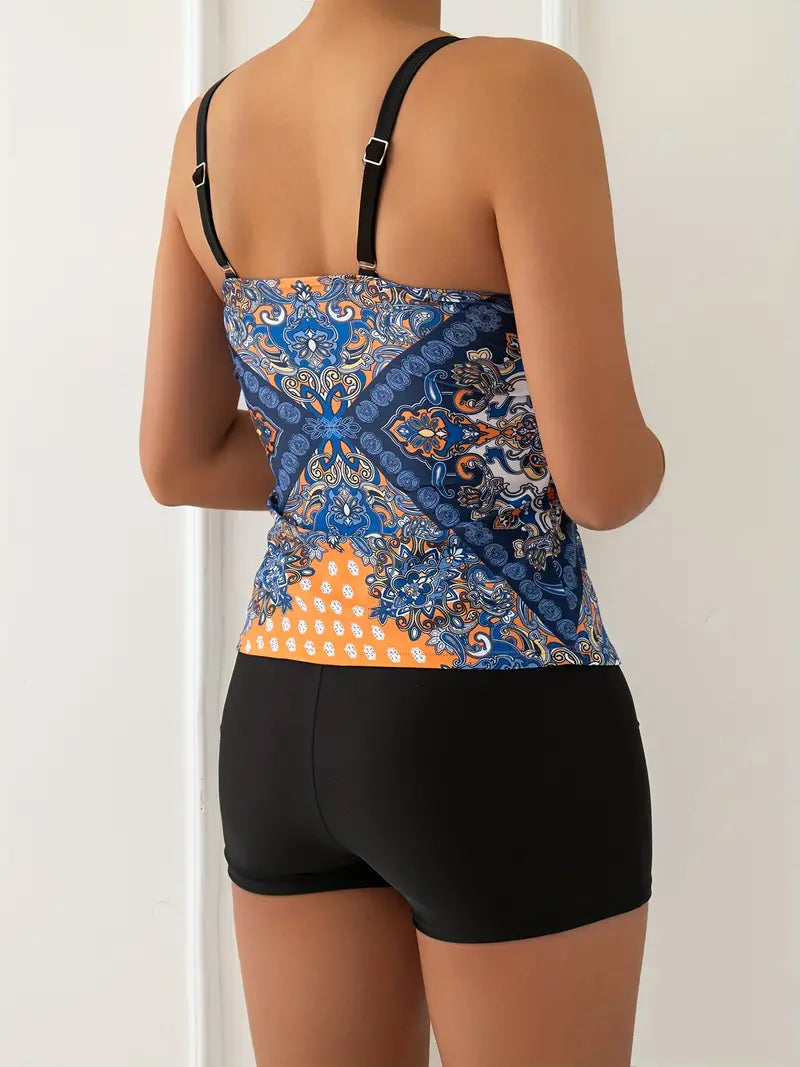 Dam Tankini Set – Justerbara Axelband – Åtsittande Passform – Tribal Mönster – Kortbyxa