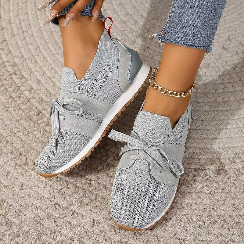 Dam Sneakers – Stickat Tyg – Andas – Låg Modell – Snörning för Anpassad Passform