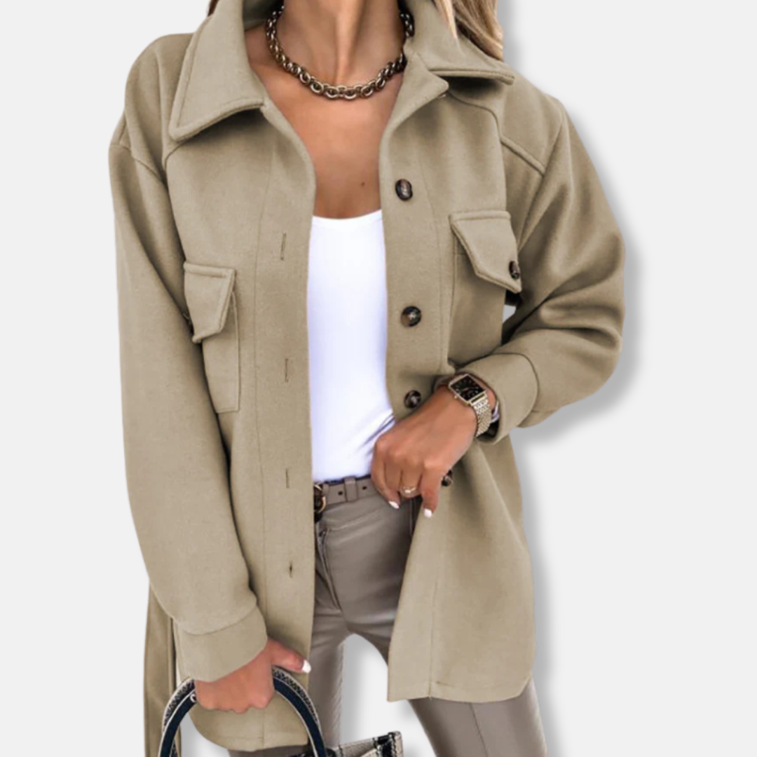 Dam Shacket Jacka – Oversize Passform – Lång Modell – Bälte – Bröstfickor med Lock