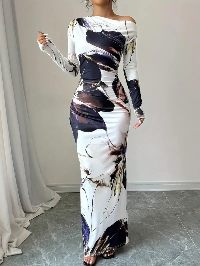 Dam Maxiklänning – Figurnära Passform – Off Shoulder – Långa Ärmar – Mönstrad Design