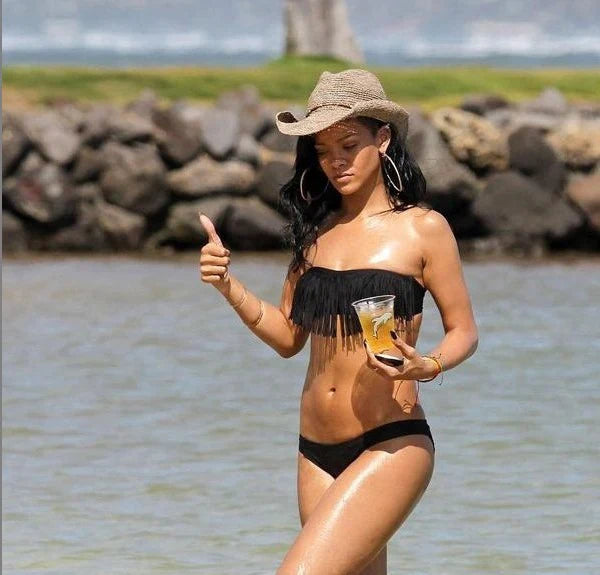 Dam Bikini Set – Bandeau Topp – Fransdetalj – Låg Midja – Utskurna Sidor
