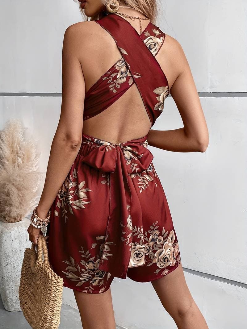Dam Romper - Ärmlös V-ringning - Blommigt Mönster - Figurnära Midja - Luftiga Shorts