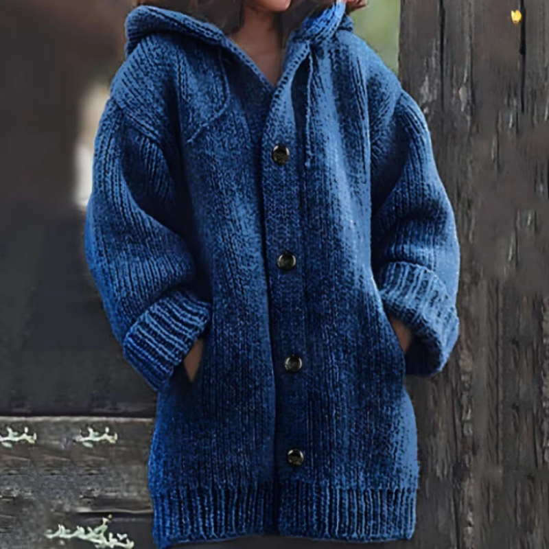 Damstickad kappa – Chunky stickad – Oversize passform – Huva och stora knappar