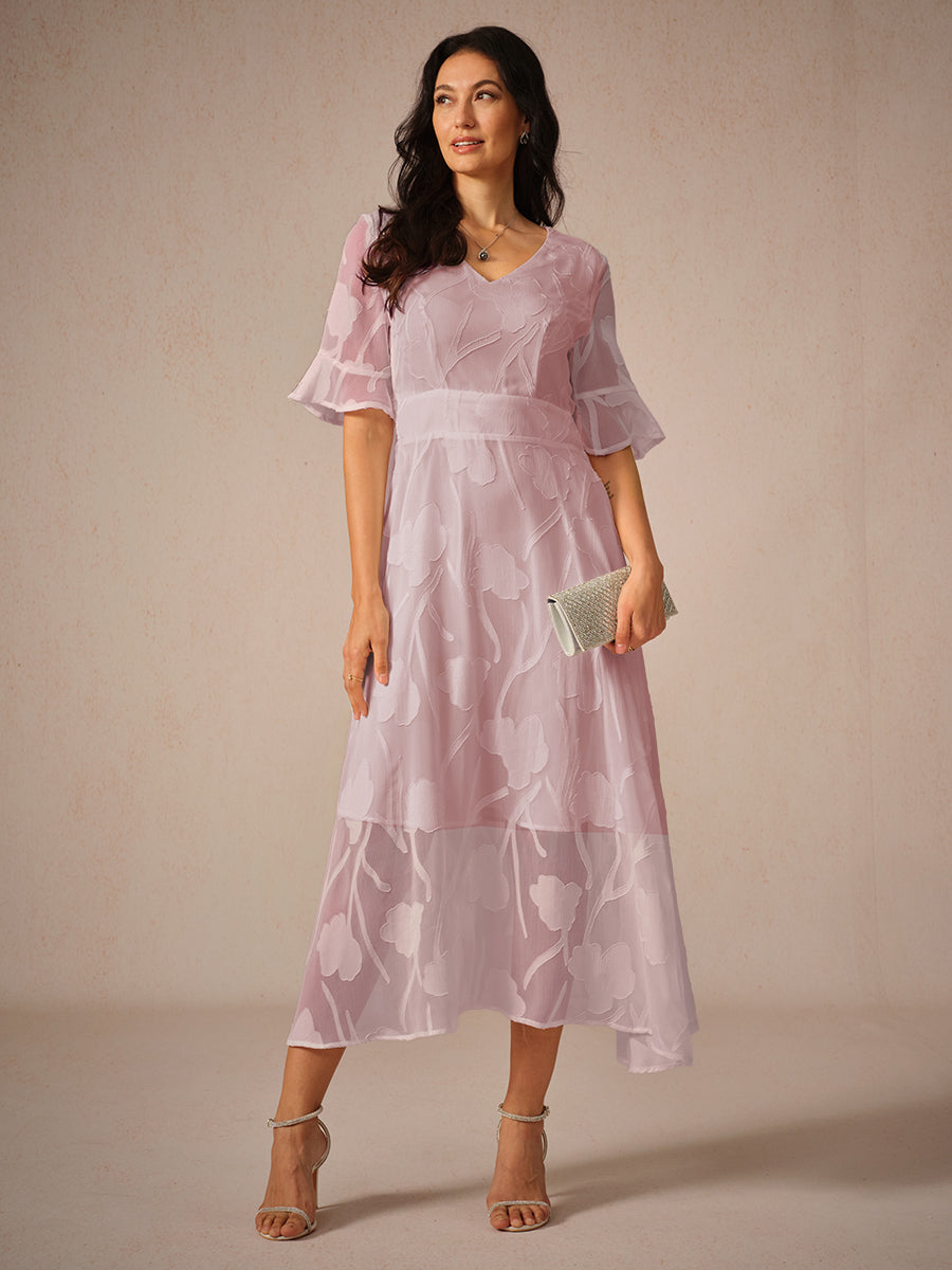 Damklänning maxi – spetsblommig – V-ringning – holkärm – elegant passform