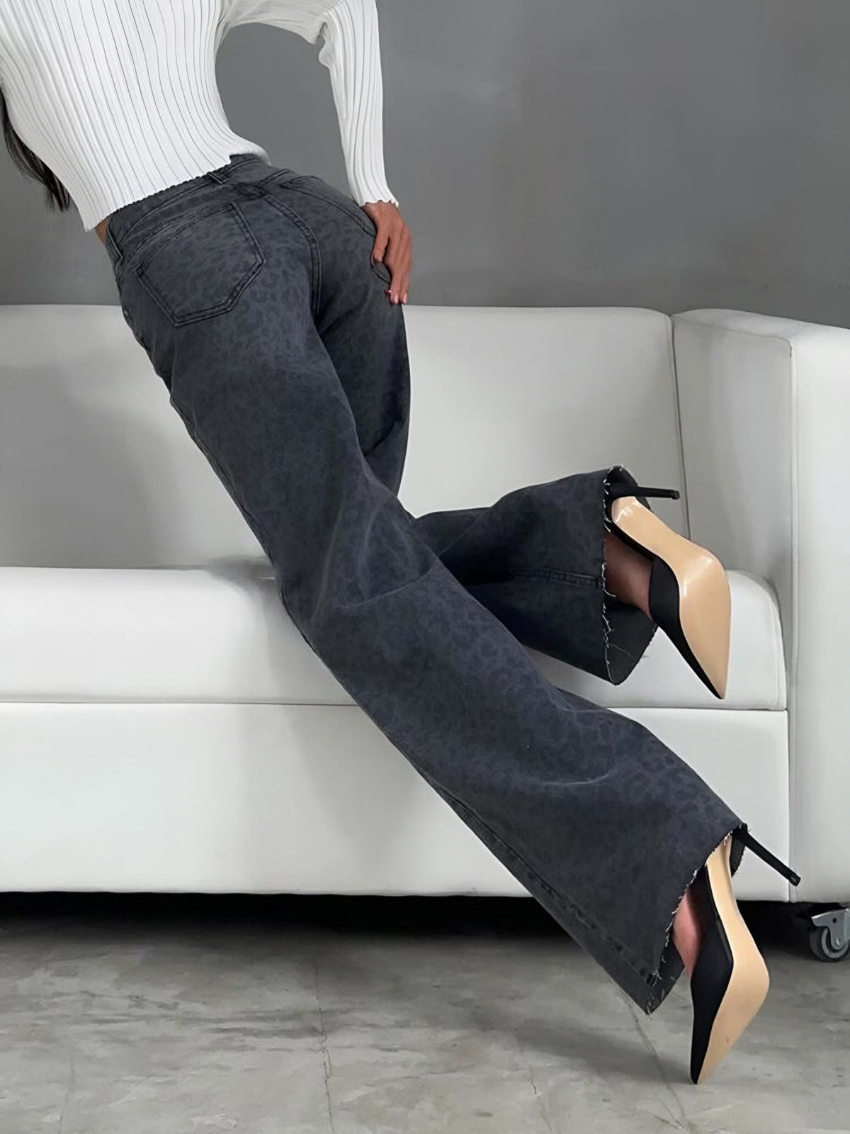 Damjeans - Hög Midja - Vid Passform - Femficksdesign - Knappgylf