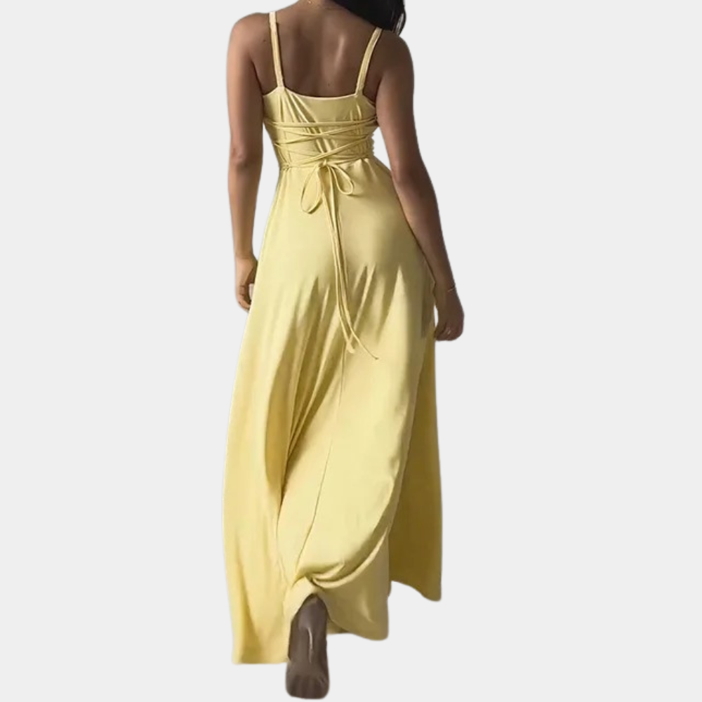 Elegant långklänning för dam – Draperad urringning – Figurnära passform – Tunna axelband