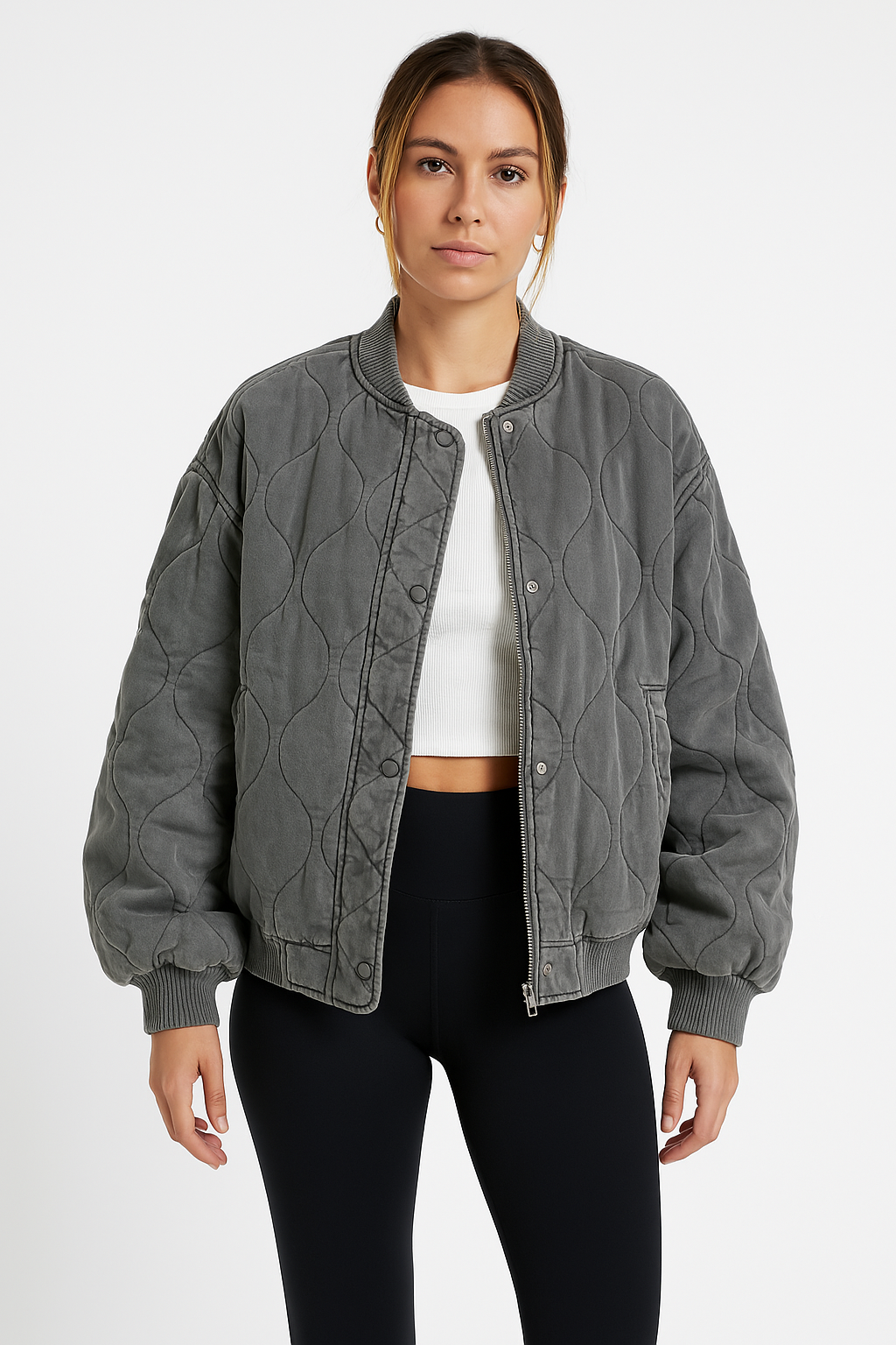 Dam bomberjacka – Oversize passform – Quiltad design – Ribbad kant – Avslappnad stil
