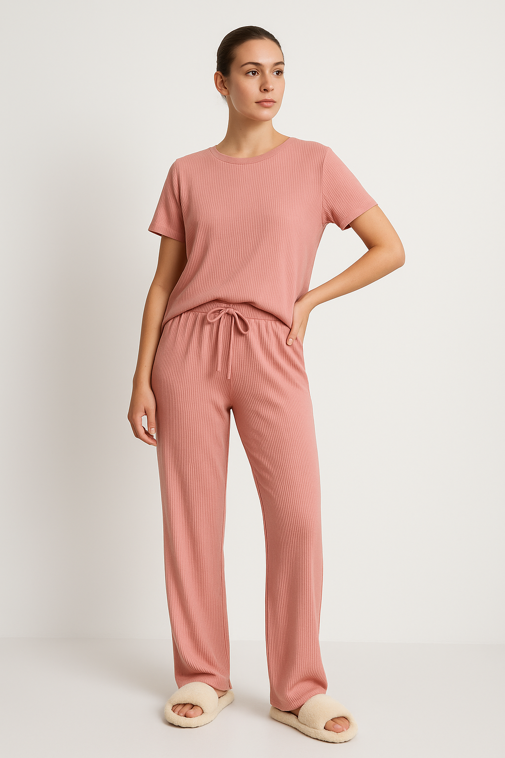 Dam Lounge Set – Kortärmad Topp – Croppad Passform – Vida Byxor – Mjuk Andningsbar Textil