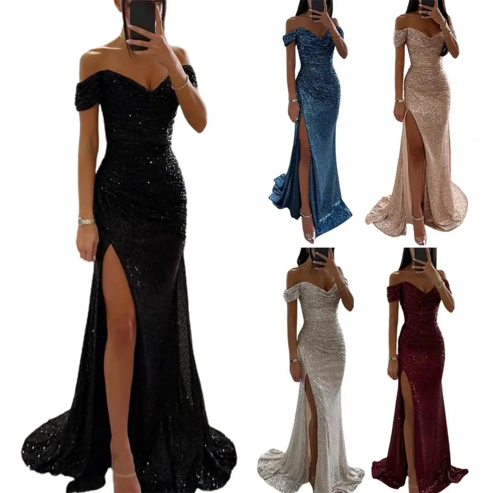 Kvinnors aftonklänning - Paljettdekorerad - Off-shoulder - Figurnära med hög slits