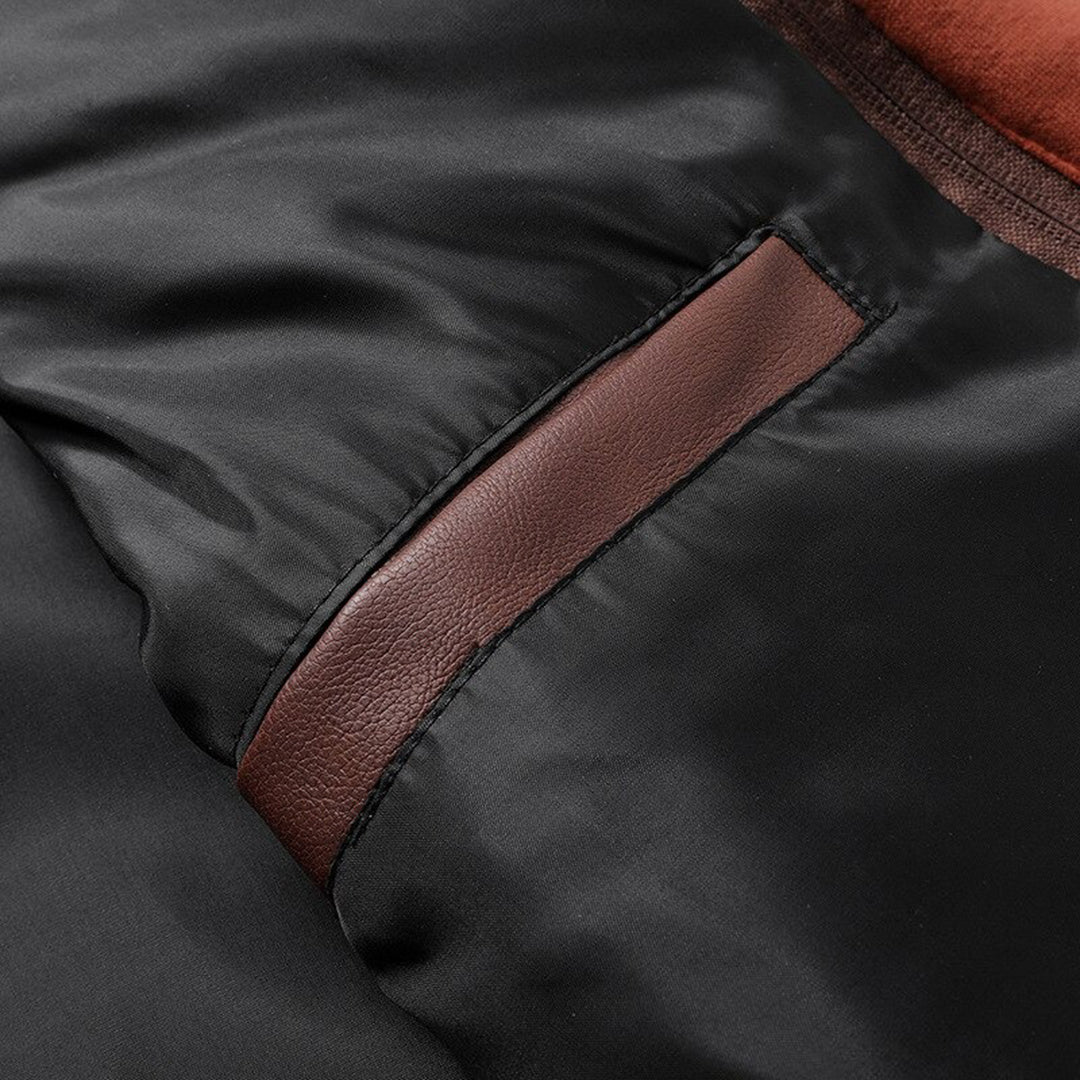 Herrjacka – Slim fit – Läder – Huva – Dragkedjefickor – Epåletter – Ribbad kant