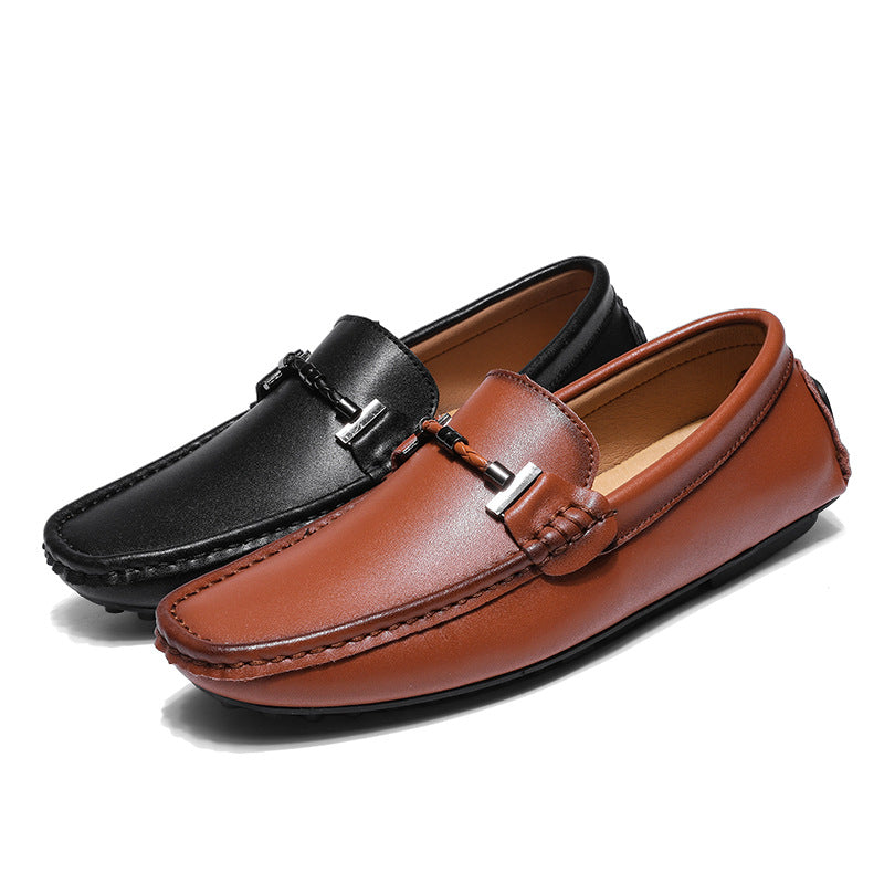 Herrloafers – Slip-on passform – Metallspänne – Rund tå – Mönstrad sula