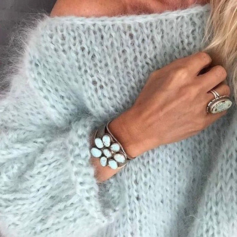 Damtröja – Oversize Passform – Mjuk Luddig Stickning – Rund Hals – Lång Ärmmodell