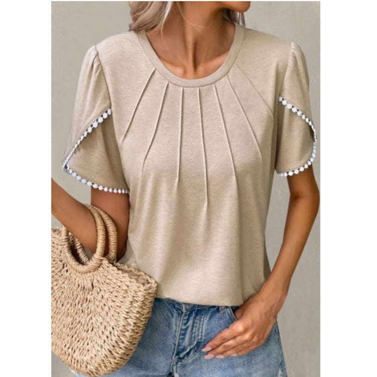 Dam T-shirt – Avslappnad Passform – Mjukstickad – Volangärm – Veckad Front – Pom-Pom Detalj