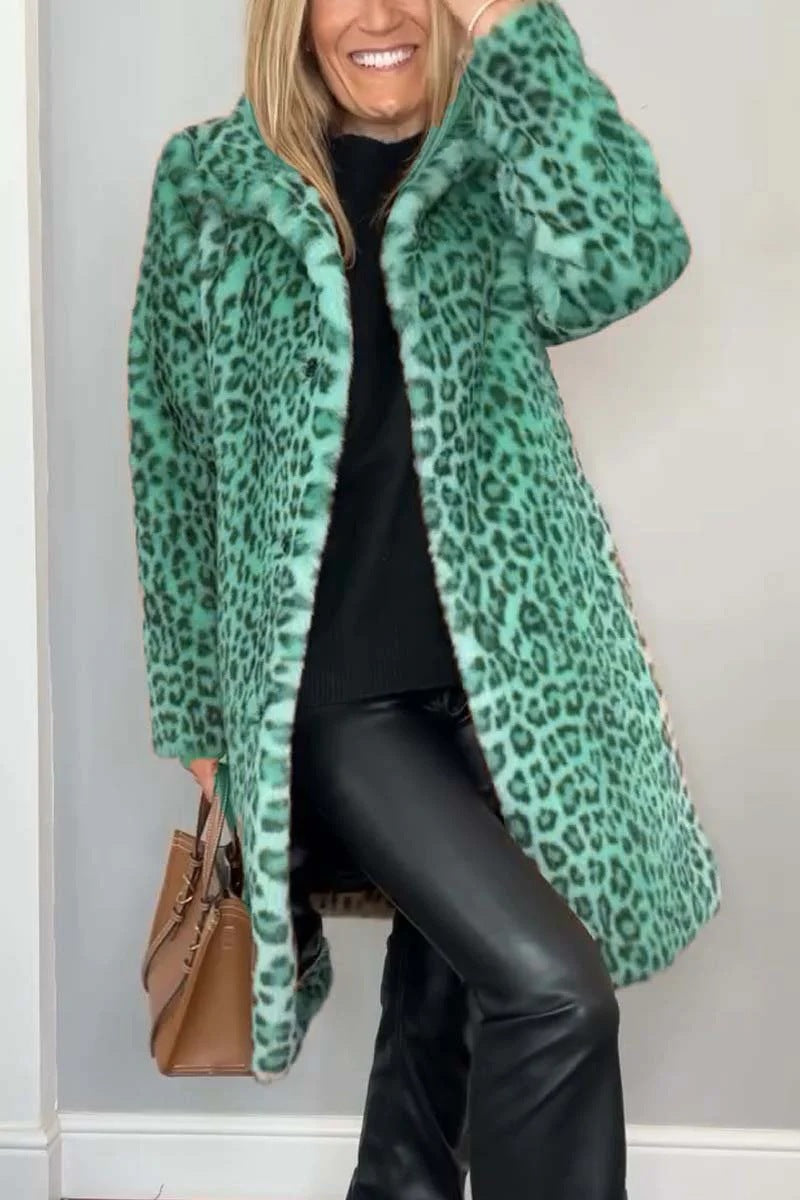 Dam Kappa – Fuskpäls – Oversize Passform – Notchkrage – Leopardmönster