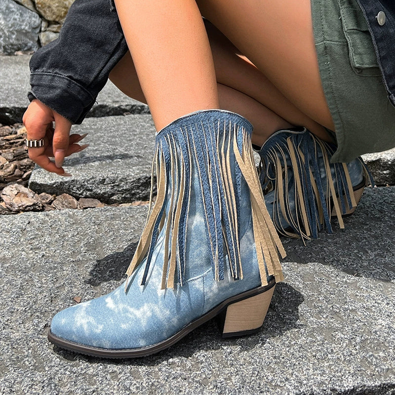 Dam Ankelboots – Spetsig Tå – Blockklack – Fransdetalj – Mixade Material – Slip-on