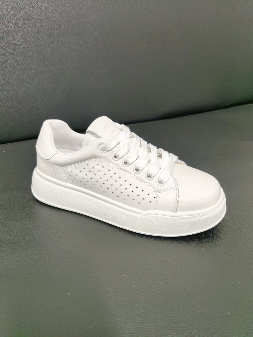 Dam Sneakers – Ortopedisk Komfort – Slim Fit – Plattformssula – Låg Modell