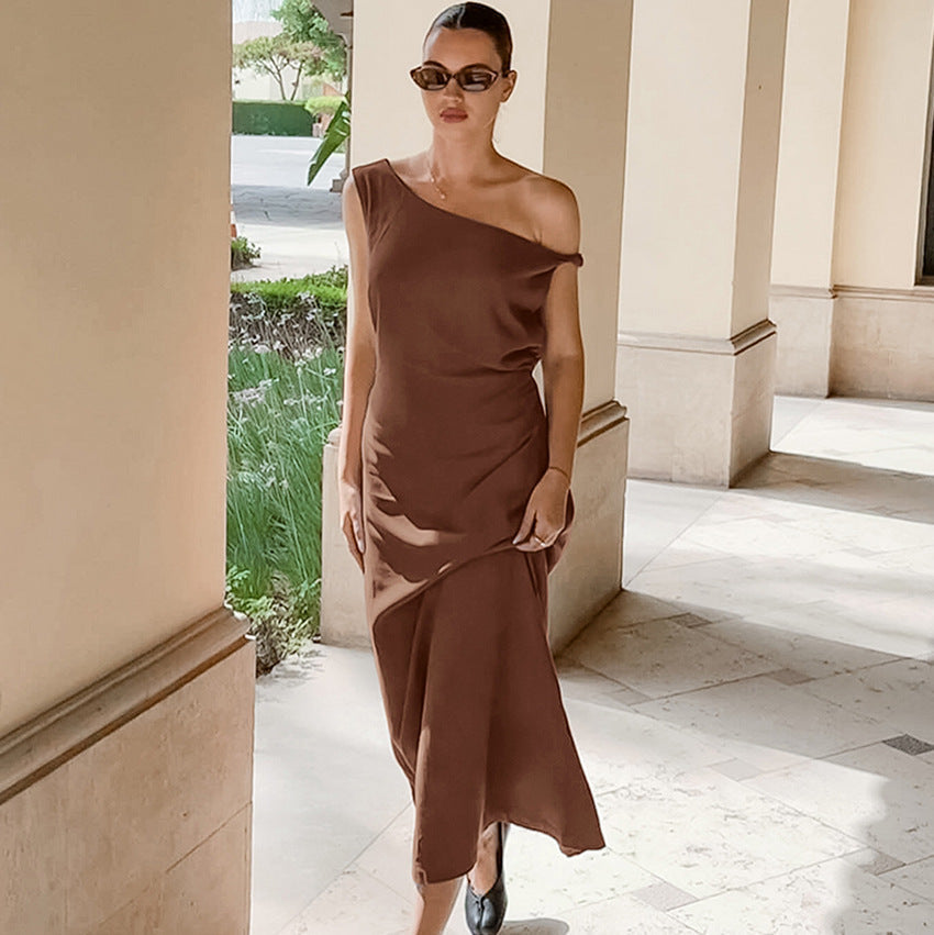Klänning för dam – Enaxlad hel längd – Slim fit – Bomullslin – Asymmetrisk urringning