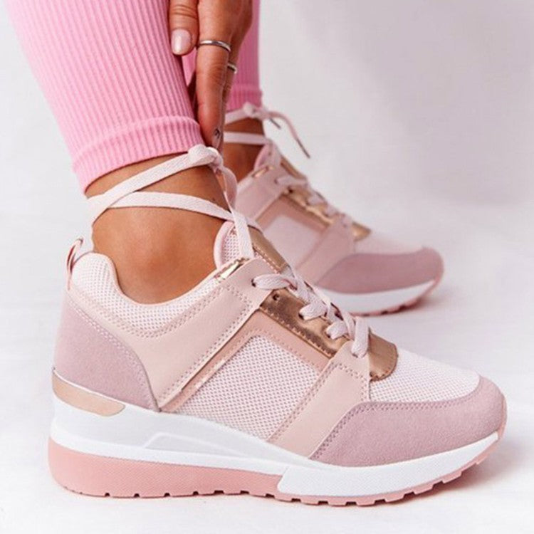 Dam Sneakers – Plattformssula – Snörning – Ventilerande Paneler – Modern Stil
