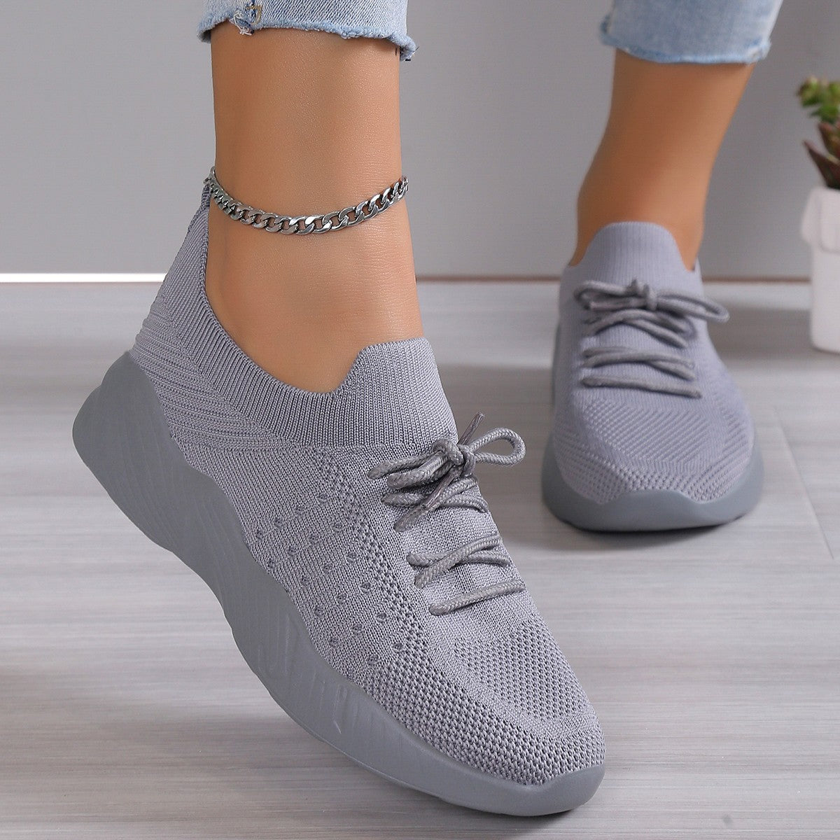 Dam Sneakers – Ortopedisk Design – Mjuk Stötdämpande Sula
