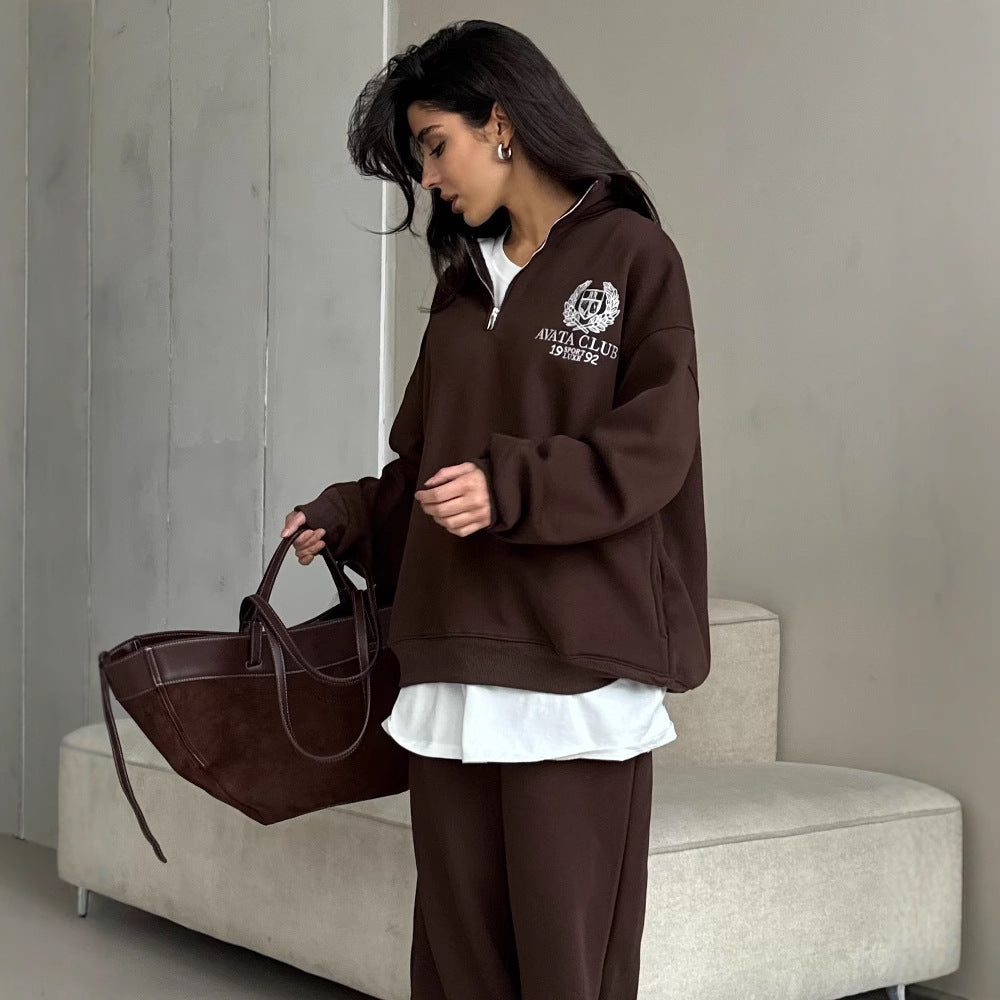 Damtröja – Oversized Passform – Halv Dragkedja – Broderad Front – Bomullsblandning