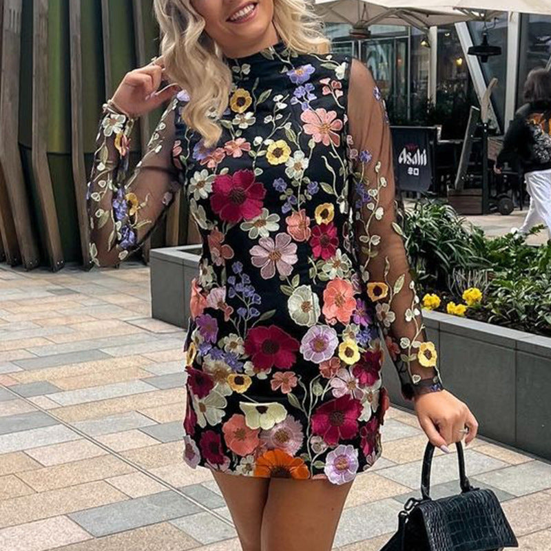 Damklänning – Figurnära Passform – 3D Blommig Brodyr – Lång Ärmar