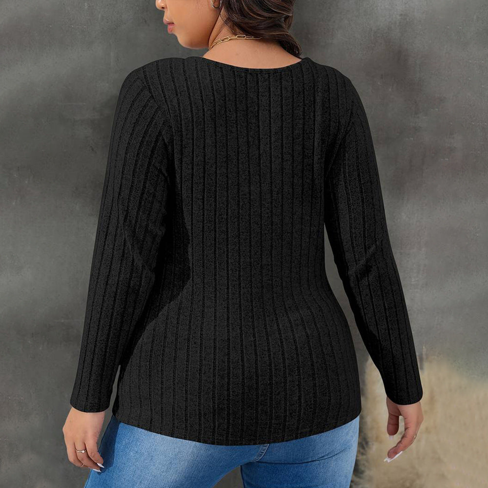 Damtop med omlottdesign – Ribbad struktur – Figurnära passform – V-ringad siluett