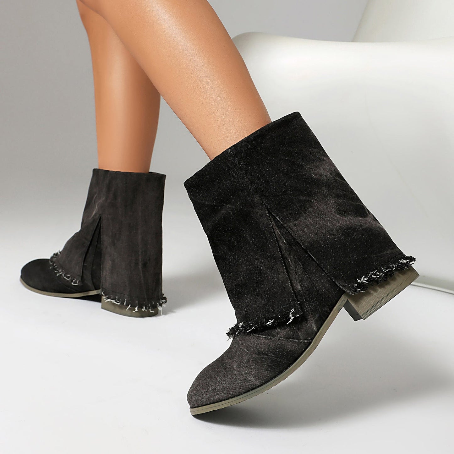 Damstövletter – Slip-on med låg klack – Denimlook – Fransade detaljer – Vardagssnygg