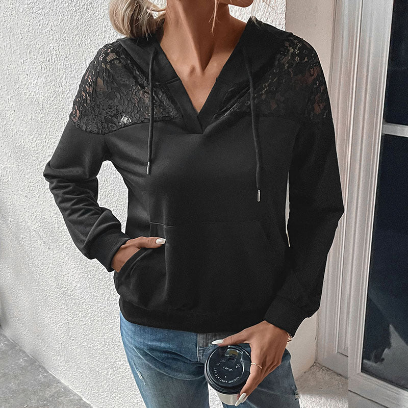 Dam Hoodie – Avslappnad Passform – Stickad Känsla – Spetsinslag – V-ringning