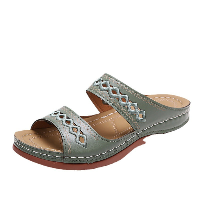 Dam Sandaler med Kilklack – Slip-In Modell – Retro Utskurna Remmar – Bekväm Passform