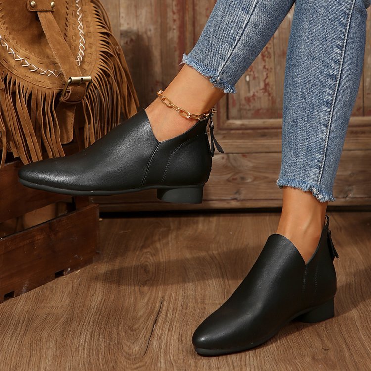 Dam Ankelboots – Slim Passform – Pointig Tå – Bakdragkedja – Elegant Design