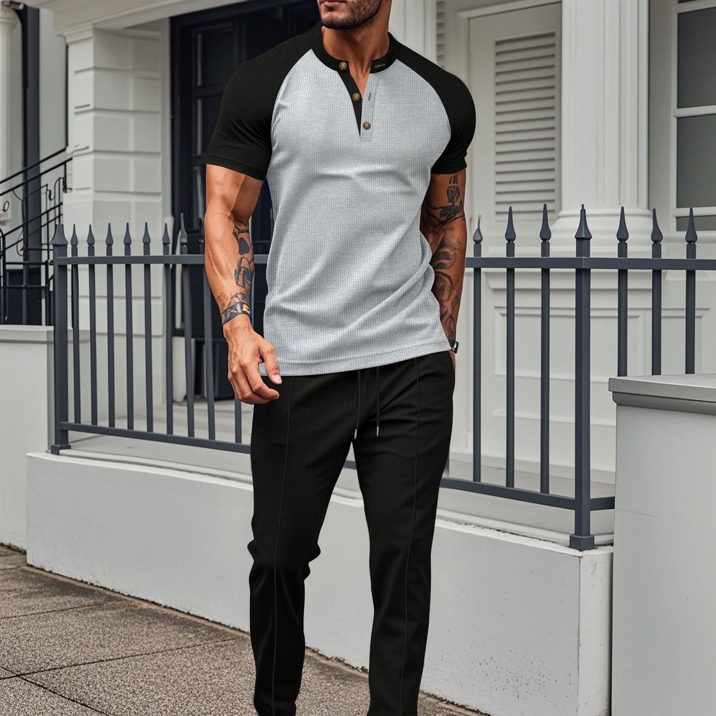 Herrset med T-shirt och Byxor – Slim Fit – Byxor med raka ben – Knapplist – Raglanärmar