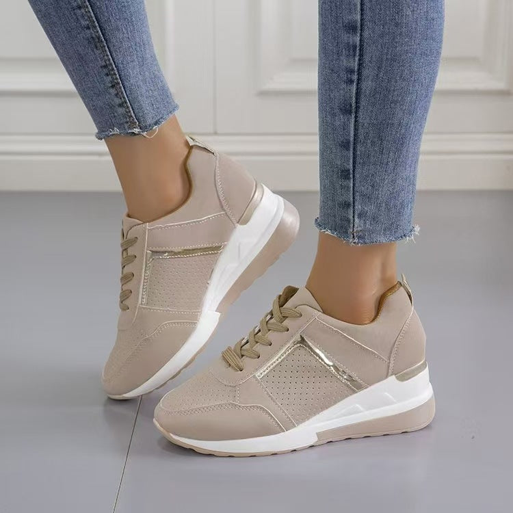 Dam Sneakers – Plattformssula – Snörning – Ventilerande Paneler – Modern Stil