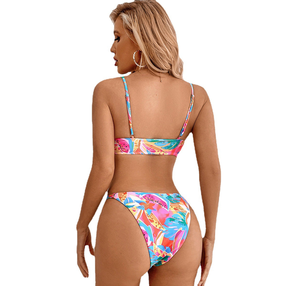 Dam Bikini Set – Justerbar Triangelöverdel – Hög Benskärning – Tropiskt Mönster