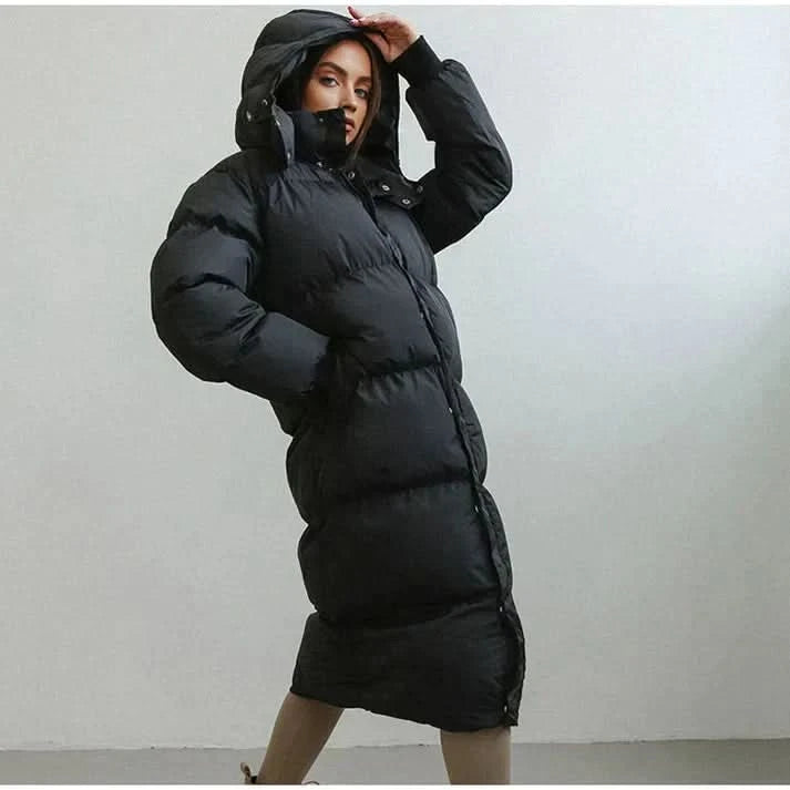 Lång quiltad dunkappa för dam – Varm vaddering – Oversized passform – Med huva