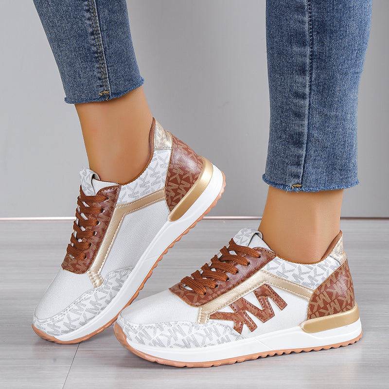 Dam Sneakers – Lågskaftad Passform – Andningsbart Material – Sportig Stil