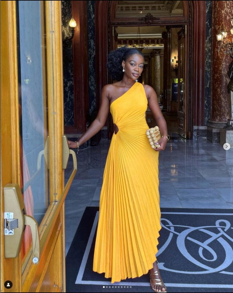 Klänning Dam – Asymmetrisk One-Shoulder – A-linje Golvlång – Elegant Festklänning