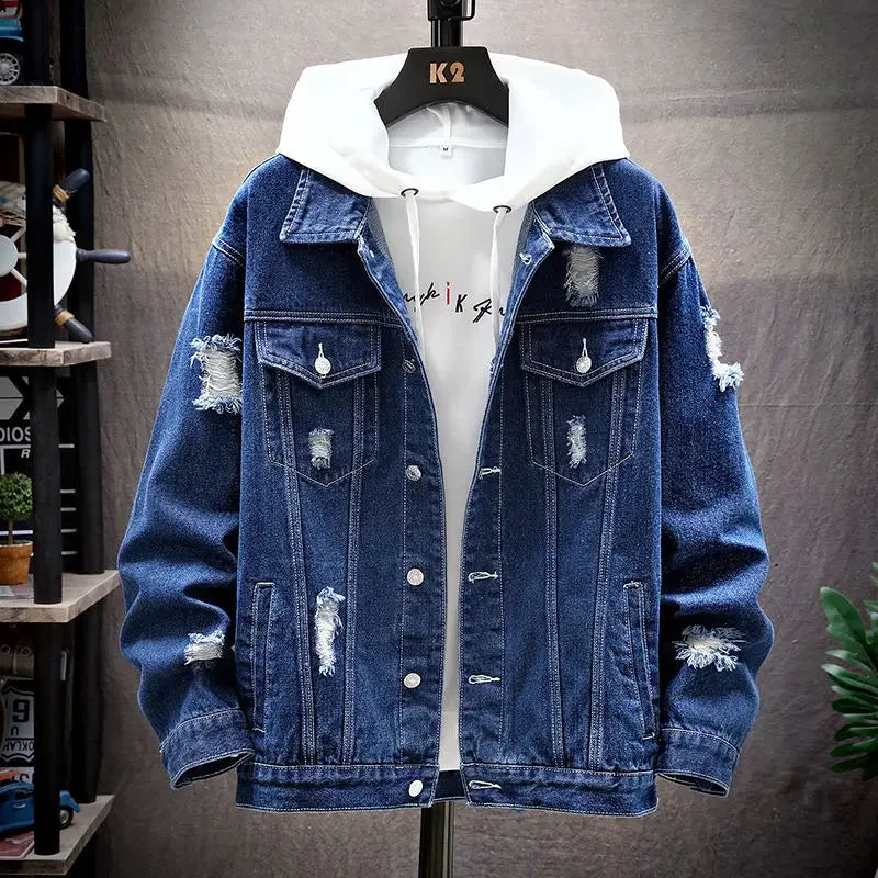 Herrjacka i denim – Lös passform – Slitna detaljer – Enkelknäppt streetwear