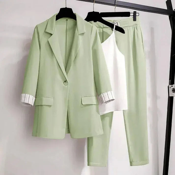 Dam Blazer Set – Skräddad Passform – Enkelknäppning – Slagkrage – Uppvikta Manschetter