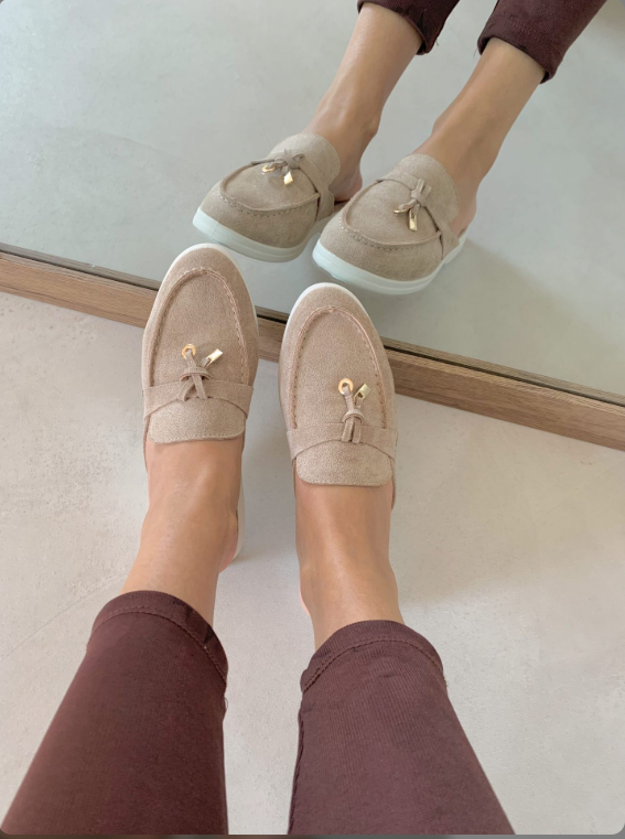 Damloafers – Klassisk Slip-On – Mjuk Yta – Tofsdetalj – Bekväm Passform