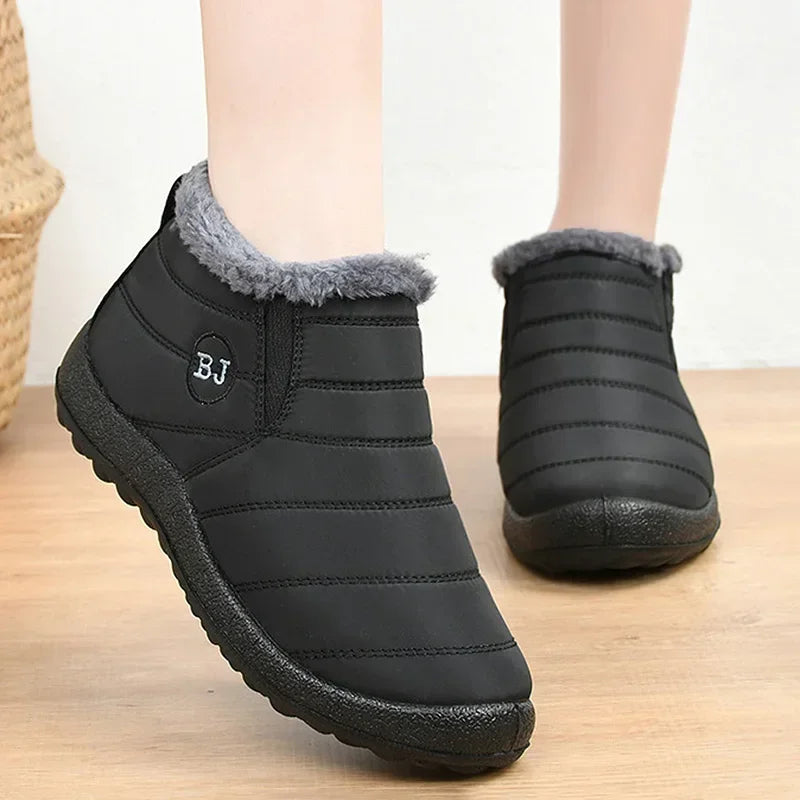 Unisex boots – vattentålig quiltad design – slip-on – varm foder – ankellängd