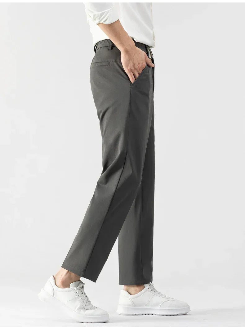 Herrbyxor – Slim Fit – Lättviktsmaterial – Pressveck – Affärsledig Stil