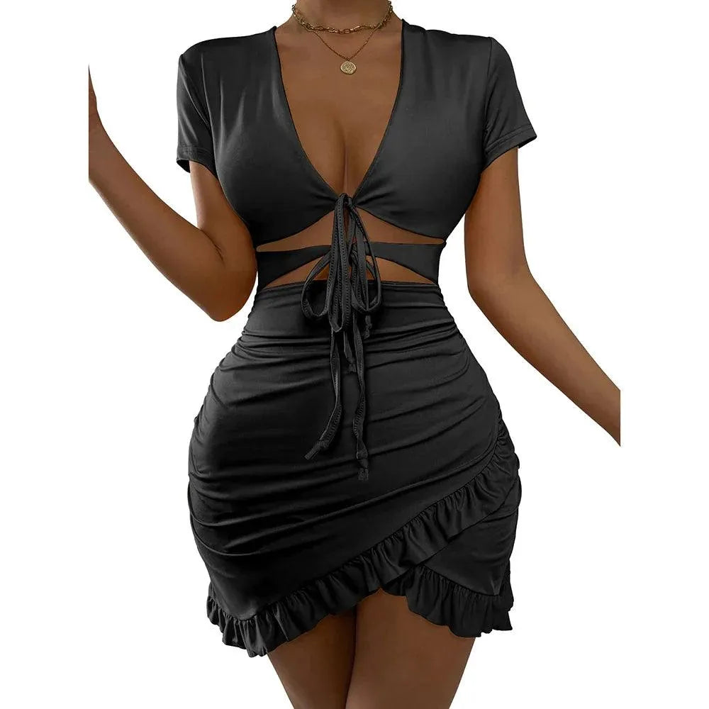 Dam Bodycon Klänning - Djup V-ringning - Knytning & Utskärningar - Rynkad & Volangkant