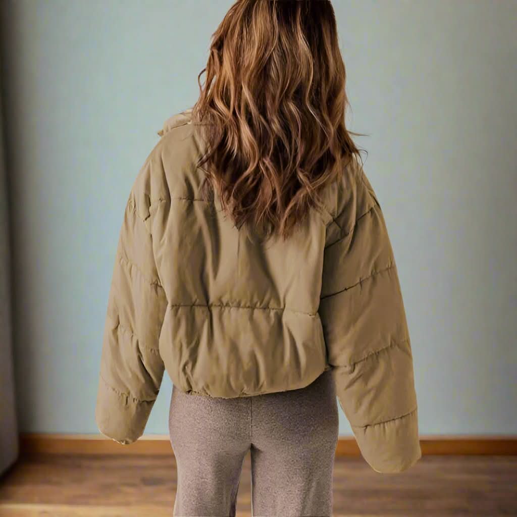 Dunjacka för dam - Croppad Passform - Quiltad Design - Dragkedja & Justerbar Fåll