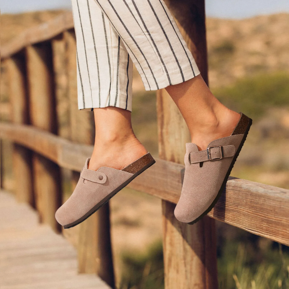 Dam Sandaler – Slip-On Modell – Ergonomisk Fotbädd – Justerbar Rem – Mjuk Komfort